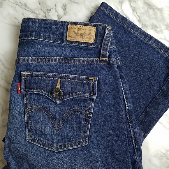 womens levi jeans with back flap pocket